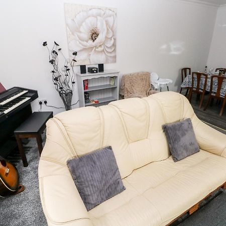 23 Charles Thomas Avenue Villa Pembroke Dock Kültér fotó