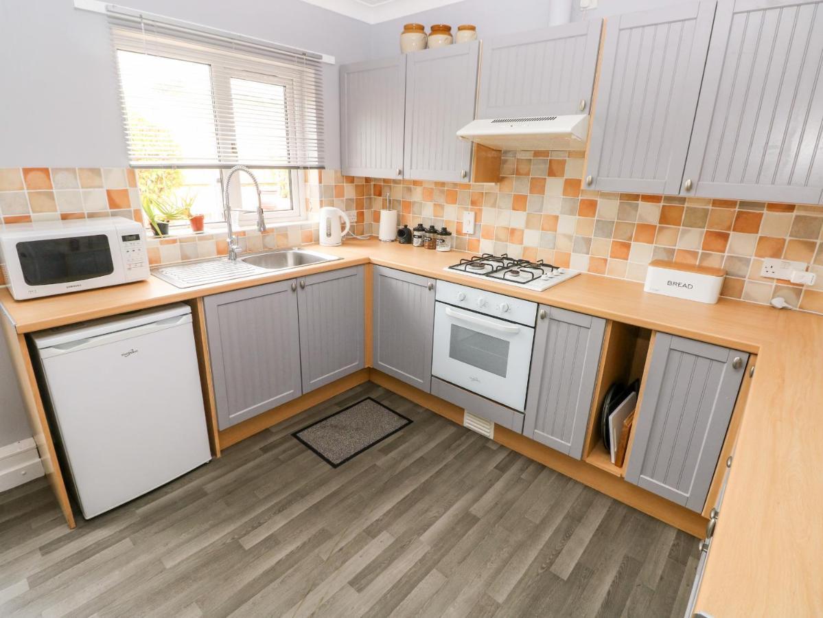 23 Charles Thomas Avenue Villa Pembroke Dock Kültér fotó